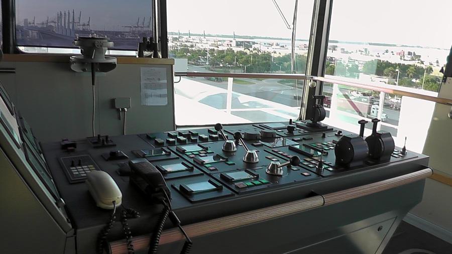 biminidaycruisecruiseshipbridge2.JPG